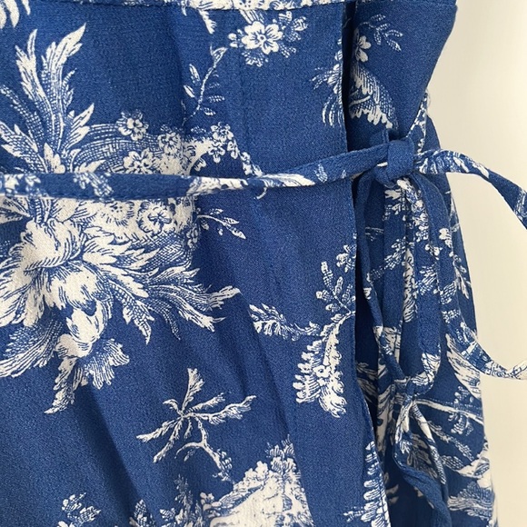 MAEVE | Wrap Top - Picture 5 of 6